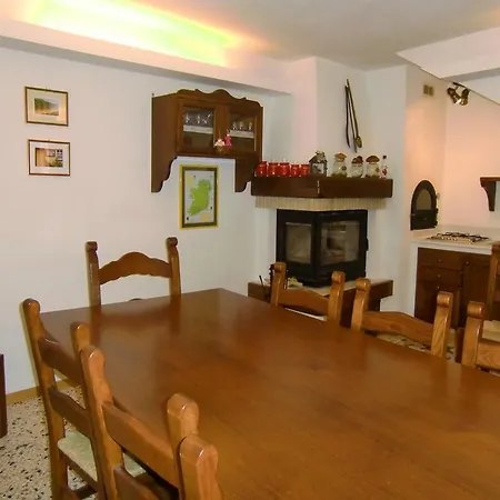 Oda ve Kahvaltı Rossella 3*